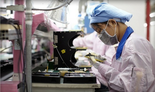 苹果美国工程团队远程指导中国同事组装iPhone 12原型机