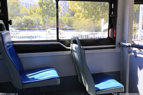 吉林安图开通运营首条免费便民公交专线 完善交通配套设施