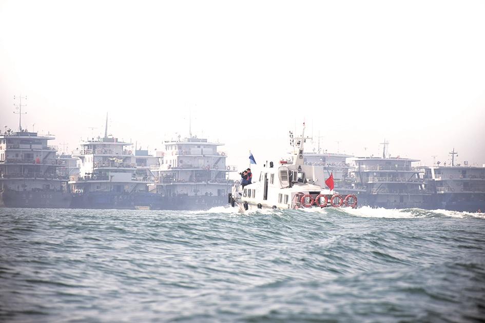 湖北宜昌海事启动部分水域水上交通管制措施 确保船舶通行安全有序